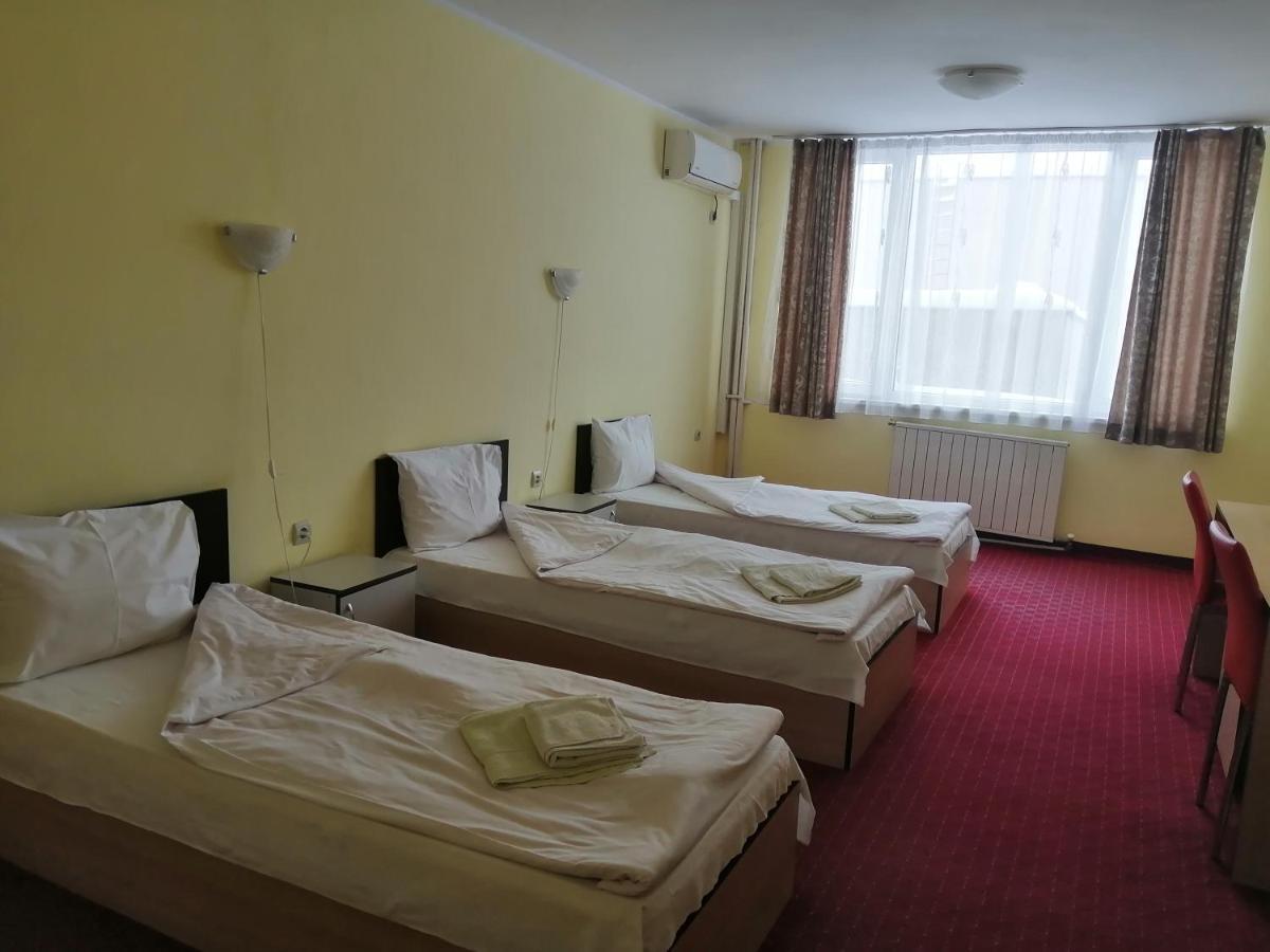 Hotel Panorama Gabrovo Exterior photo